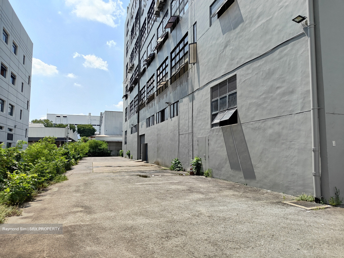 Bth Global Building (D27), Warehouse #441663111